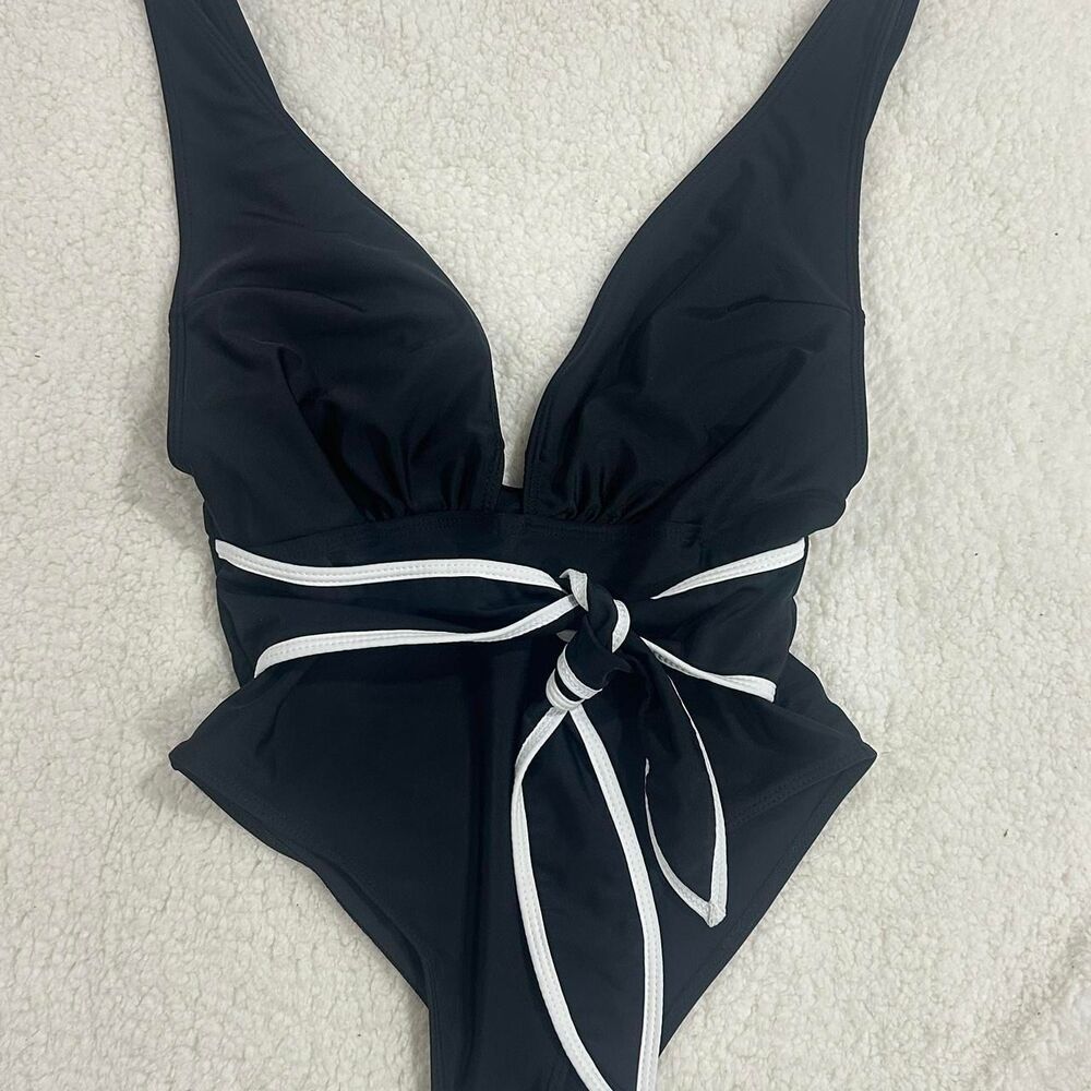 Black and White One Piece Swimsuit - Picture 4 of 6